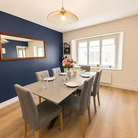 Instant Normand - Maison De Renovee Avec Gout En 2026, Confortable Et Bien Equipee, 2 Chambres, 1 Wc, Belle Cuisine, Sdb, Garage, Parking Privatif A 5 Mn A Pied Du Centre Bourg Molay Littry Proche Des Plages Du Debarquement Et De Bayeux Dom wakacyjny Le Molay-Littry