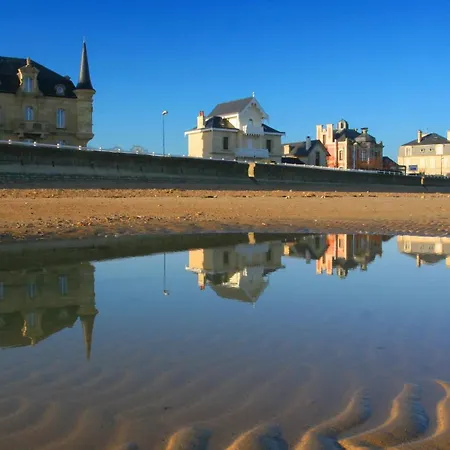 Instant Normand - Maison De Renovee Avec Gout En 2026, Confortable Et Bien Equipee, 2 Chambres, 1 Wc, Belle Cuisine, Sdb, Garage, Parking Privatif A 5 Mn A Pied Du Centre Bourg Molay Littry Proche Des Plages Du Debarquement Et De Bayeux Dom wakacyjny